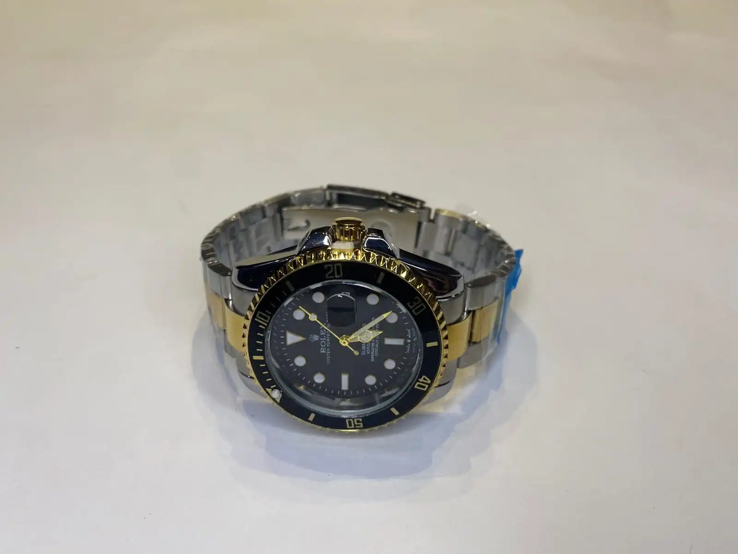 Rolex Oyster Perpetual Submariner – Black & Gold Edition for Men