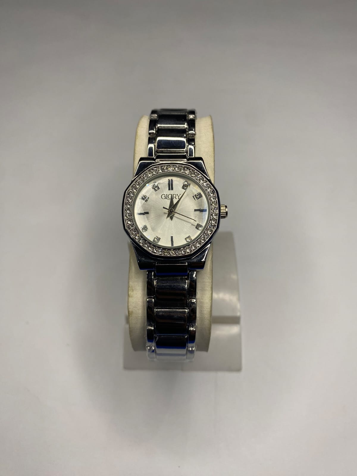 GIORY Silver Grace – Timeless Simplicity - Abrish Store